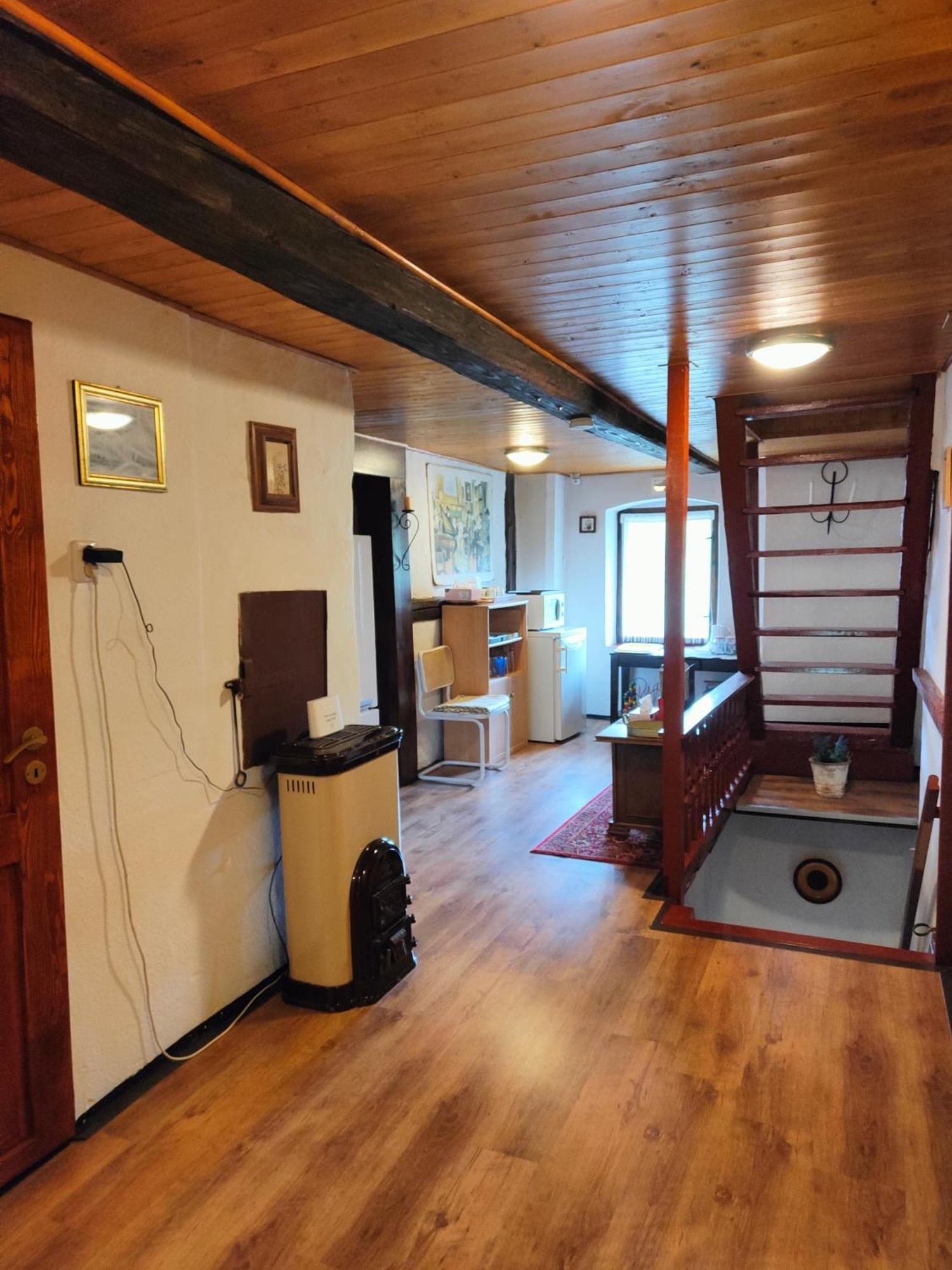 Bed And Breakfast Tvrz Velká Bukovina Eksteriør bilde