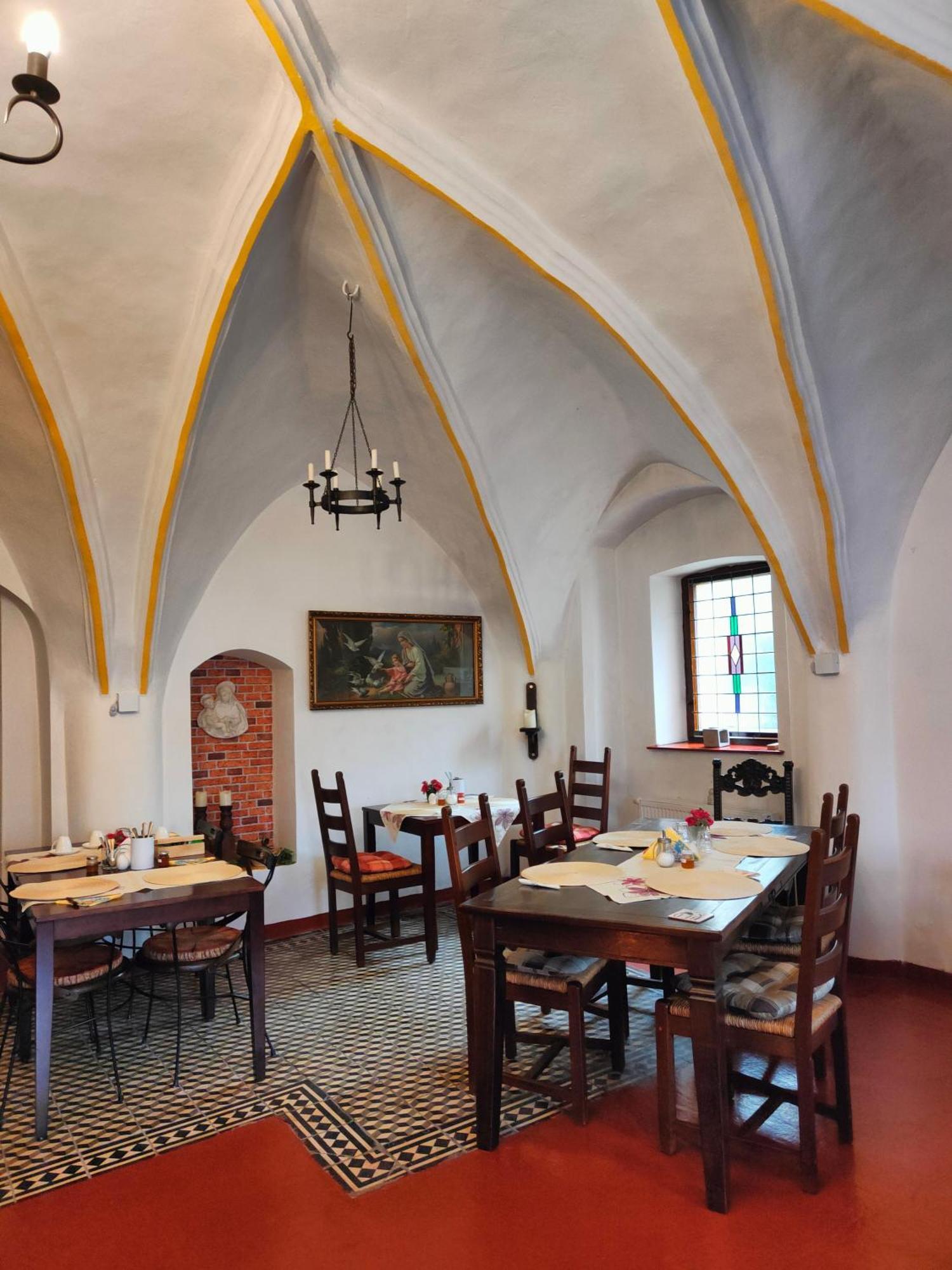 Bed And Breakfast Tvrz Velká Bukovina Eksteriør bilde